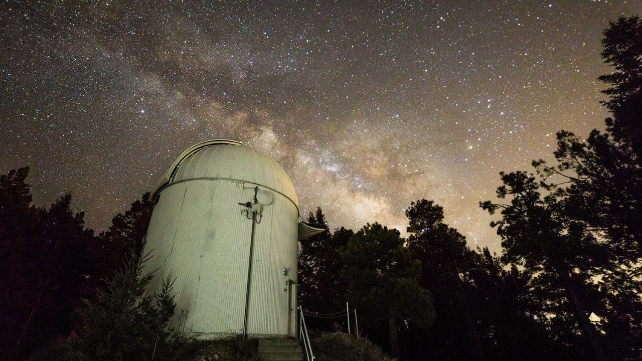 University of Arizona asteroid hunters overcome virus, wildfire in record year of discoveries